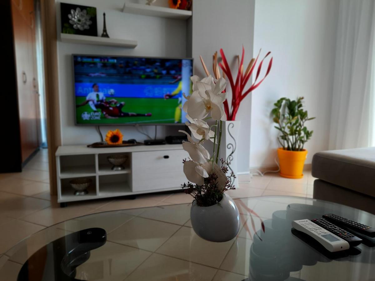 Sarandaofficial Apartment ภายนอก รูปภาพ